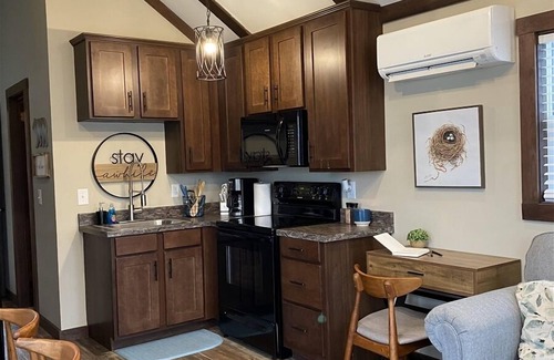 Gadsden House | Creekside Cottage at River Rocks Landing