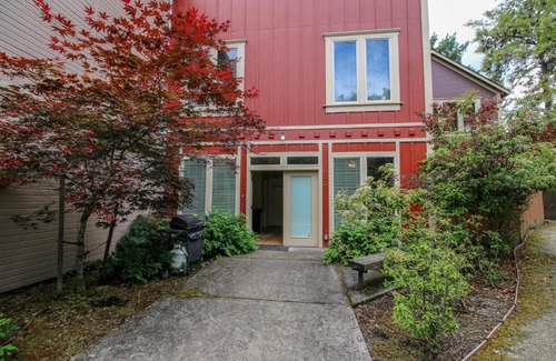 Jacksonville Apartment | Creekside Cottage