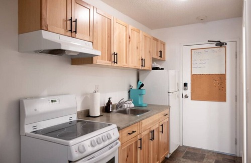 Whistler Creekside Condo | Creekside Lofted 1BR:Sleeps 4,Pool,Parking&Near Restaurants, Lakes and Shops!