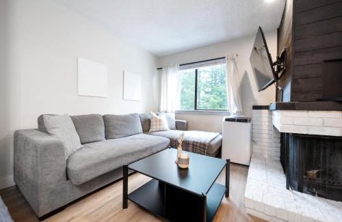 Whistler Creekside Apartment | Creekside Oasis 4 Beds Pool and Hot Tub