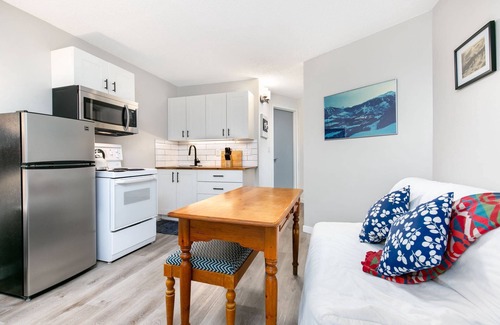 Whistler Creekside Condo | CREEKSIDE - super cute ground level Studio