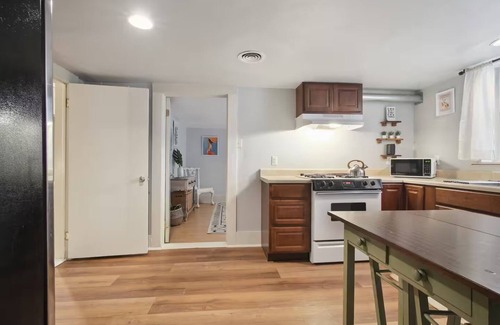 Marlyville - Fontainebleau Apartment | Creole Chalet - Fabulous Apartment in Vibrant Uptown New Orleans- Walk to Tulane