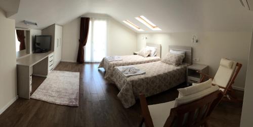 Dalyan City Center Villa | Crescent Twins -White Villa