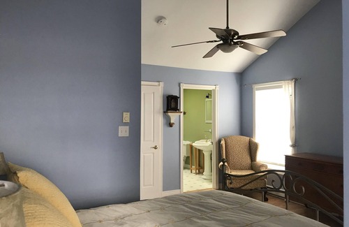 Maitland Bed & Breakfast | Cresthaven By the Sea
