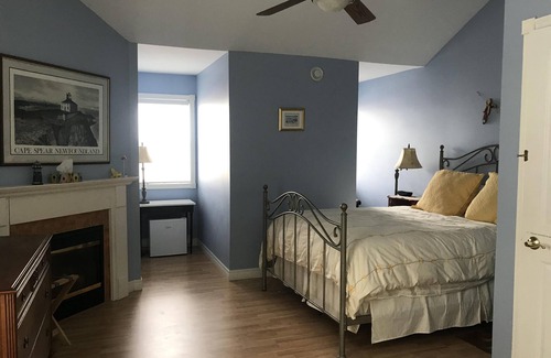 Maitland Bed & Breakfast | Cresthaven By the Sea