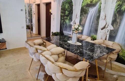 Old Town Apartment | CRISTINCO PANORAMIC