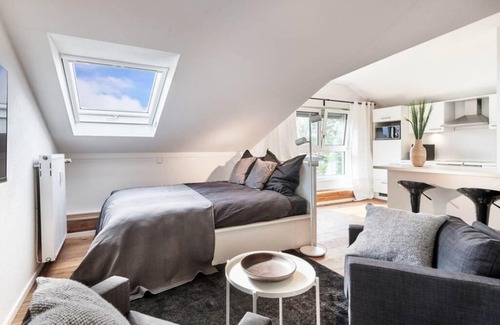 Sudstadt Apartment | criston apartments - calm cityhome M