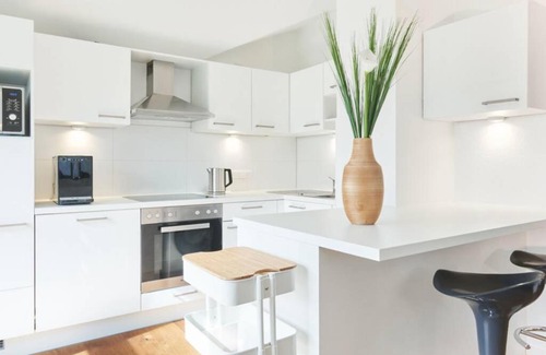 Sudstadt Apartment | criston apartments - calm cityhome M