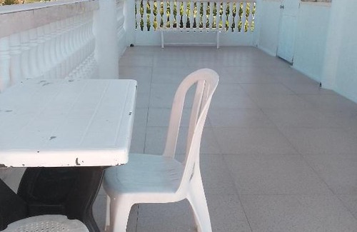 Oslob Bed & Breakfast | Cronin Residence