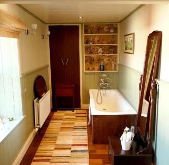 Antrim Bed & Breakfast | Crookedstone House