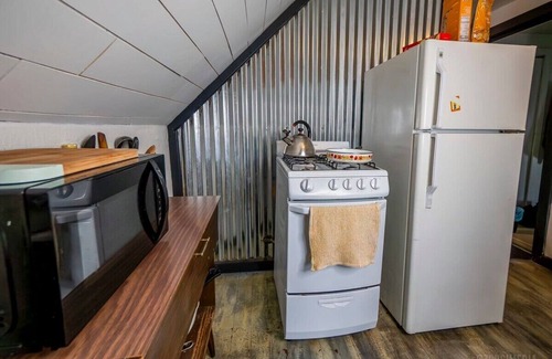 Homestead Apartment | Crow's Nest Crash-Pad
