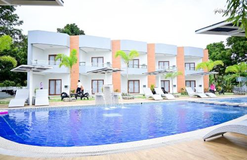 Gloria Resort | Crown of the Orient Beach Resort