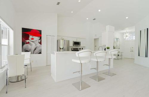 Crown Pointe House | Crown Pointe- Crown Pointe Blvd.,E.