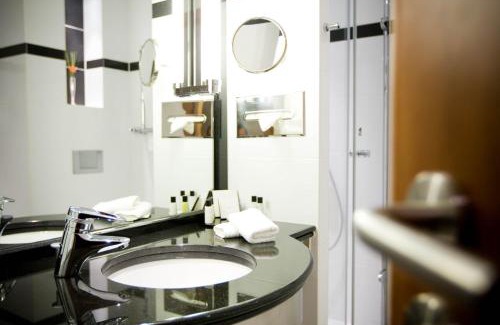 Zaventem Hotel | Crowne Plaza Brussels Airport by IHG