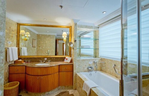 Qingdao City Center Hotel | Crowne Plaza Hotel Qingdao by IHG