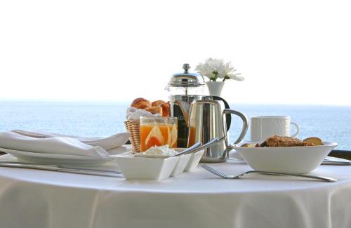 Agios Athanasios Hotel | Crowne Plaza Limassol by IHG