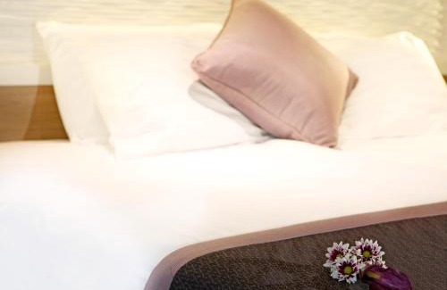 Agios Athanasios Hotel | Crowne Plaza Limassol by IHG