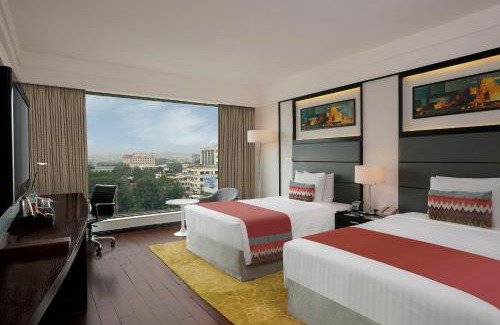 Pune Hotel | Crowne Plaza Pune City Centre by IHG