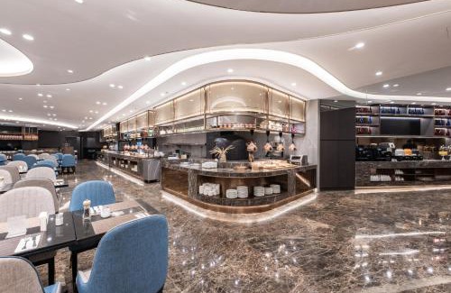 Xuhui Hotel | Crowne Plaza Shanghai by IHG