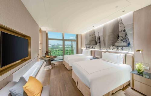 Wuzhong Hotel | Crowne Plaza Suzhou by IHG