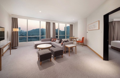 Zhuhai Jida Hotel | Crowne Plaza Zhuhai City Center by IHG