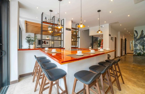 Granada Apartment | CRS 402 - Beautiful Studio in Centenario w/Street View
