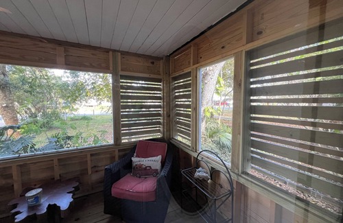 Cocoa Cottage | Cruise/Port Canaveral- 2 Bedroom Cottage/Cocoa Beach