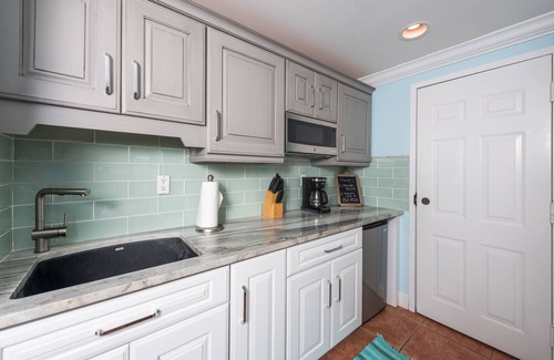 Estate Enighed Condo | CRUZEN BLUE: BEAUTIFUL STUDIO AT GRANDE BAY RESORT IN Cruz Bay