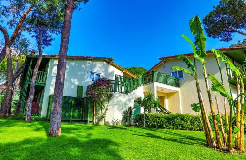 Beldibi Resort | Crystal Flora Beach Resort - Ultimate All Inclusive