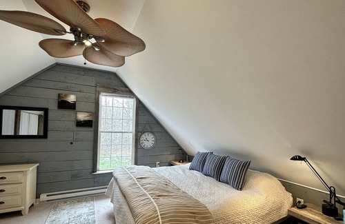 Benzonia Apartment | Crystal Pines Lodge - Crystal Lodgings