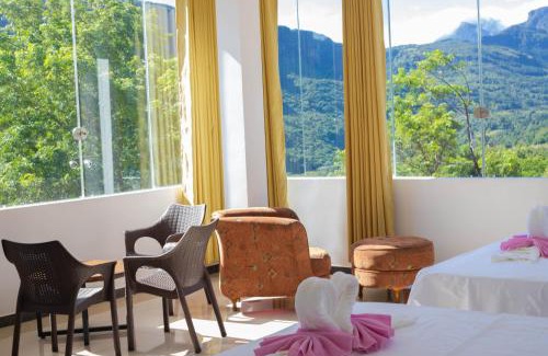 Illukkumbura Hotel | CRYSTAL RIVERSTON DECK