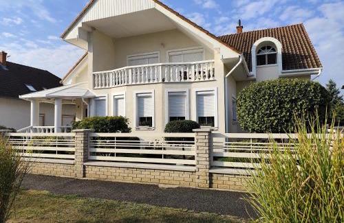 Buk House | Csabai Vendégház