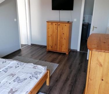 Vonyarcvashegy Apartment | Családbarát apartman