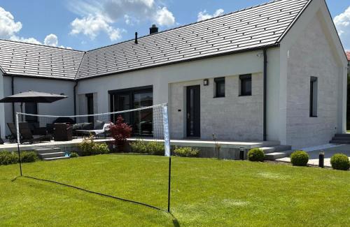 Piliscsaba Villa | Csillagösvény Resort