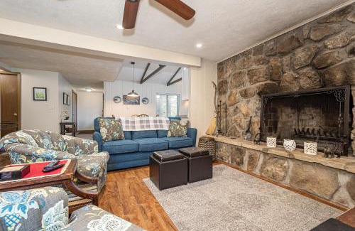 McHenry House | Cub House