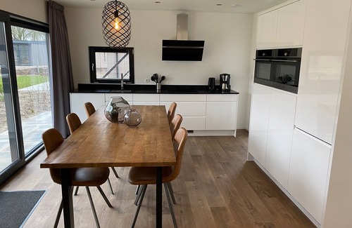 Hulshorst House | Cube Elite vacation home with top equipment and garden