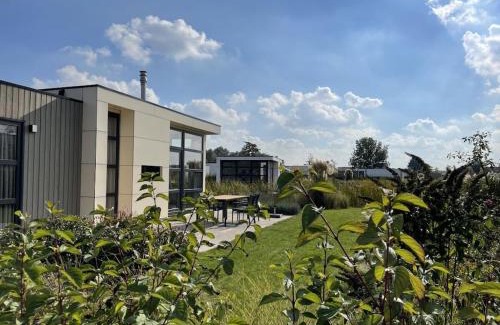 Olburgen House | Cube Maximum MA76 Comfortable