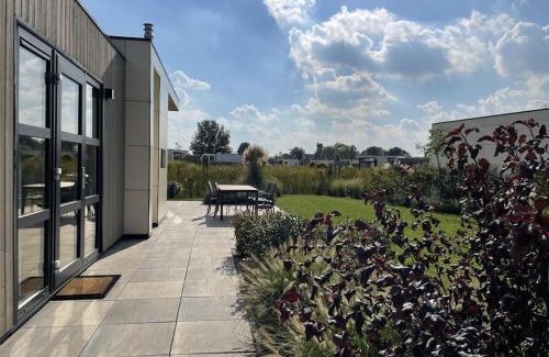 Olburgen House | Cube Maximum MA76 Comfortable