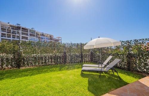 Torre de Benagalbon House | Cubo's Hostal William's Sunny 4 with Breakfast