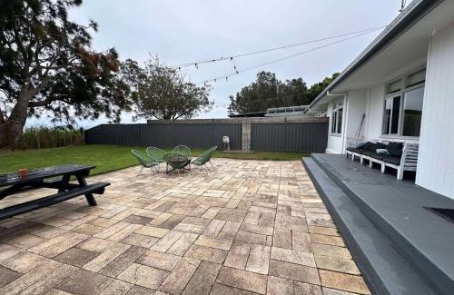 Windang House | Cudgeree Bay Lake House
