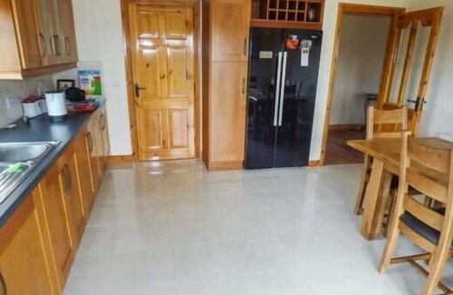 Rathmadder House | CUILMORE HOUSE, family friendly in Gorteen, County Sligo