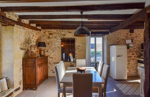 Saint-Medard-d'Excideuil Cottage | Cultural Treasure in Dordogne with furries