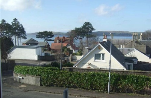 Largs House | Cumbrae View House (Licence no NA00109F)