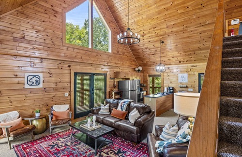 Sevierville Cabin | Curated Retreat HotTub 2 Fireplaces StunningViews Romance Girls Trips