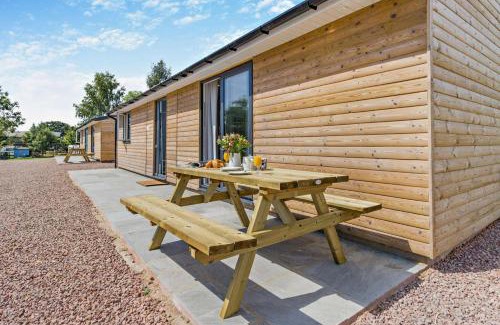 Hereford House | Curlews Rest at Canon Bridge Fishery