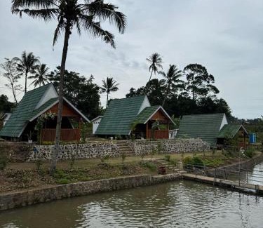Sagalaherang House | Curug Goong Resort