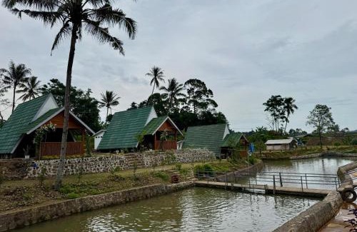 Sagalaherang House | Curug Goong Resort