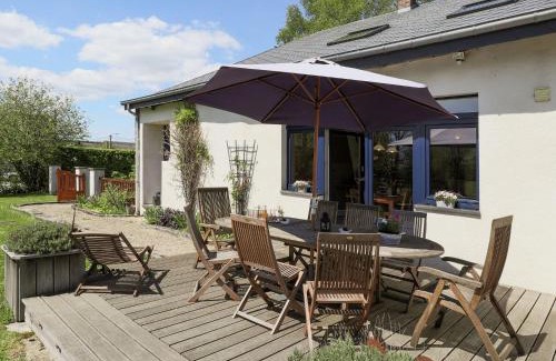 Tenneville House | Cushy Holiday Home with Fenced Garden