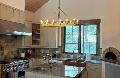 Cordillera House | Custom 5-bedroom, 4.5 bath, 4,052 sqft mountain retreat located in Cordillera!
