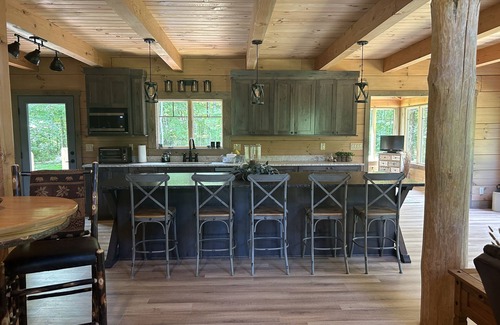Salem Cabin | Custom cabin retreat with trails and hot tub. Exceptional reviews!